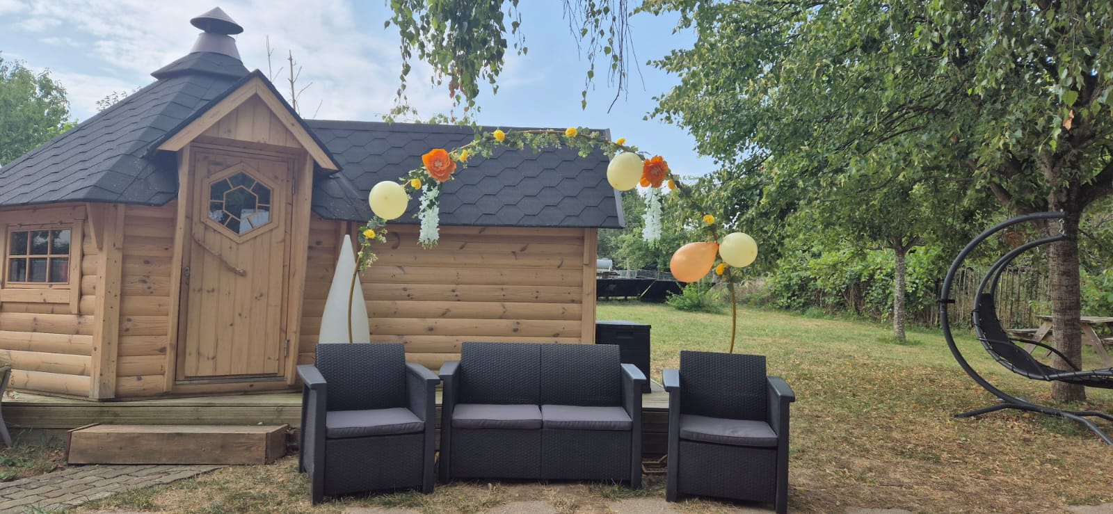 Arche décorative pour un anniversaire au Verger des Louves